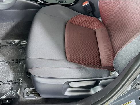 Certified 2025 Toyota Corolla SE FWD image 18