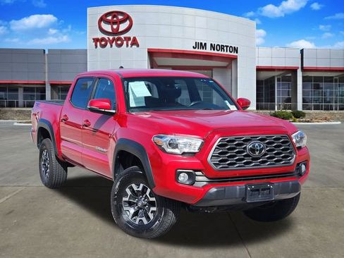 Used 2021 Toyota Tacoma TRD Off-Road image 1