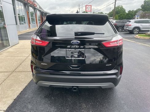 Used 2024 Ford Edge SEL w/ Convenience Package AWD/4WD image 4
