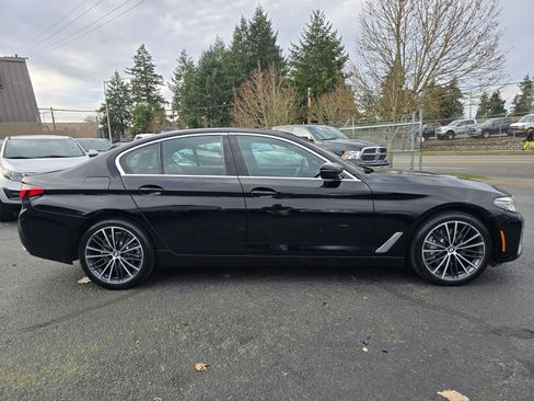 Used 2021 BMW 530i xDrive 530i xDrive Sedan 4D image 6