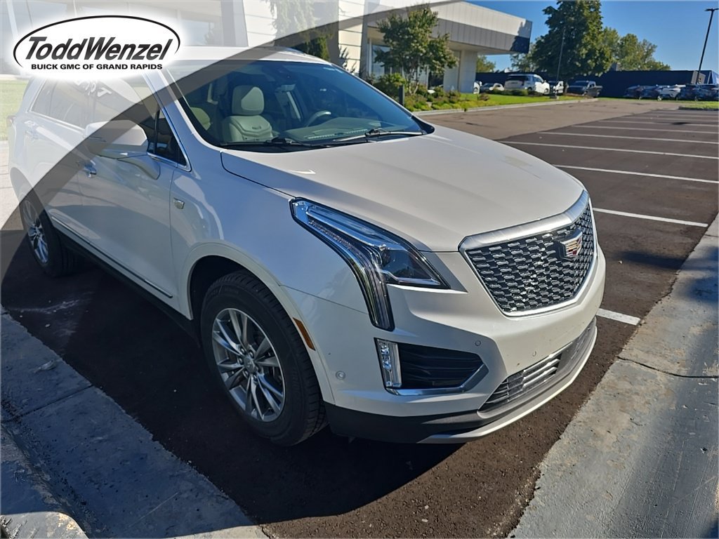 Certified 2021 Cadillac XT5 Premium Luxury AWD/4WD image 1