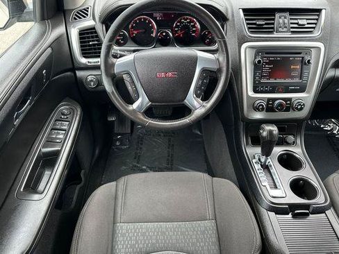 Used 2015 GMC Acadia SLE FWD image 15