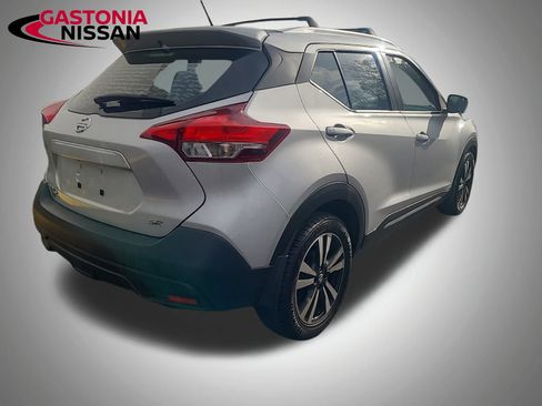 Used 2019 Nissan Kicks SR w/ Interior Electronics Package image 11