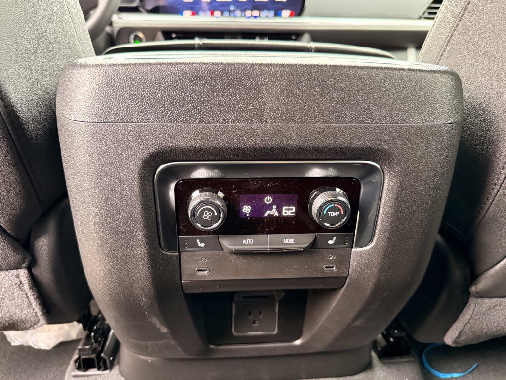 New 2027 Chevrolet Tahoe Premier w/ Sun And Tow Package RWD image 27