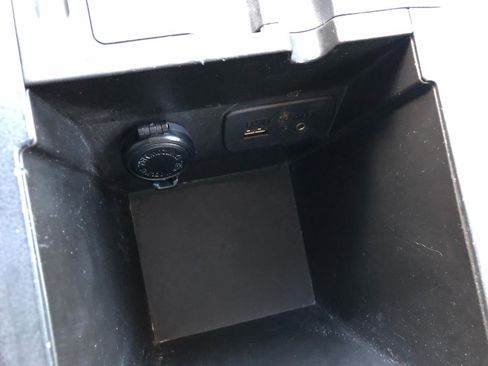 Used 2018 Subaru Crosstrek 2.0i Premium w/ Eyesight System image 23