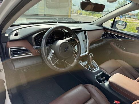 Used 2022 Subaru Outback Touring XT AWD/4WD image 7
