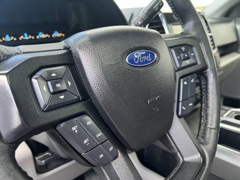 Used 2015 Ford F150 XLT w/ Equipment Group 302A Luxury image 9