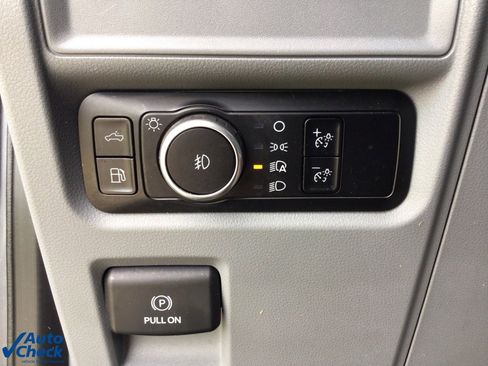 Used 2024 Ford F150 XLT w/ Mobile Office Package image 31