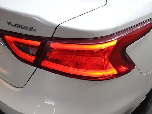 Used 2016 Nissan Maxima Platinum image 29