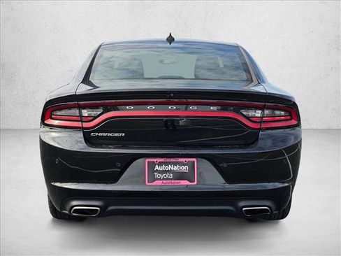 Used 2023 Dodge Charger SXT image 7