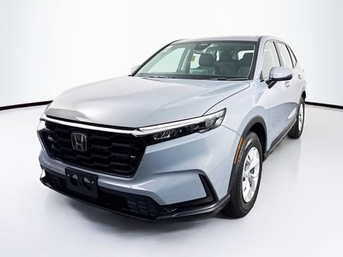 Used 2024 Honda CR-V LX image 3
