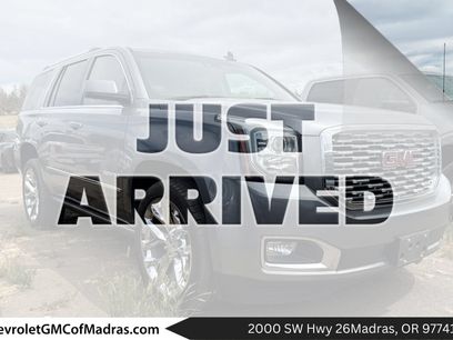 Used 2020 GMC Yukon Denali w/ Denali Premium Package