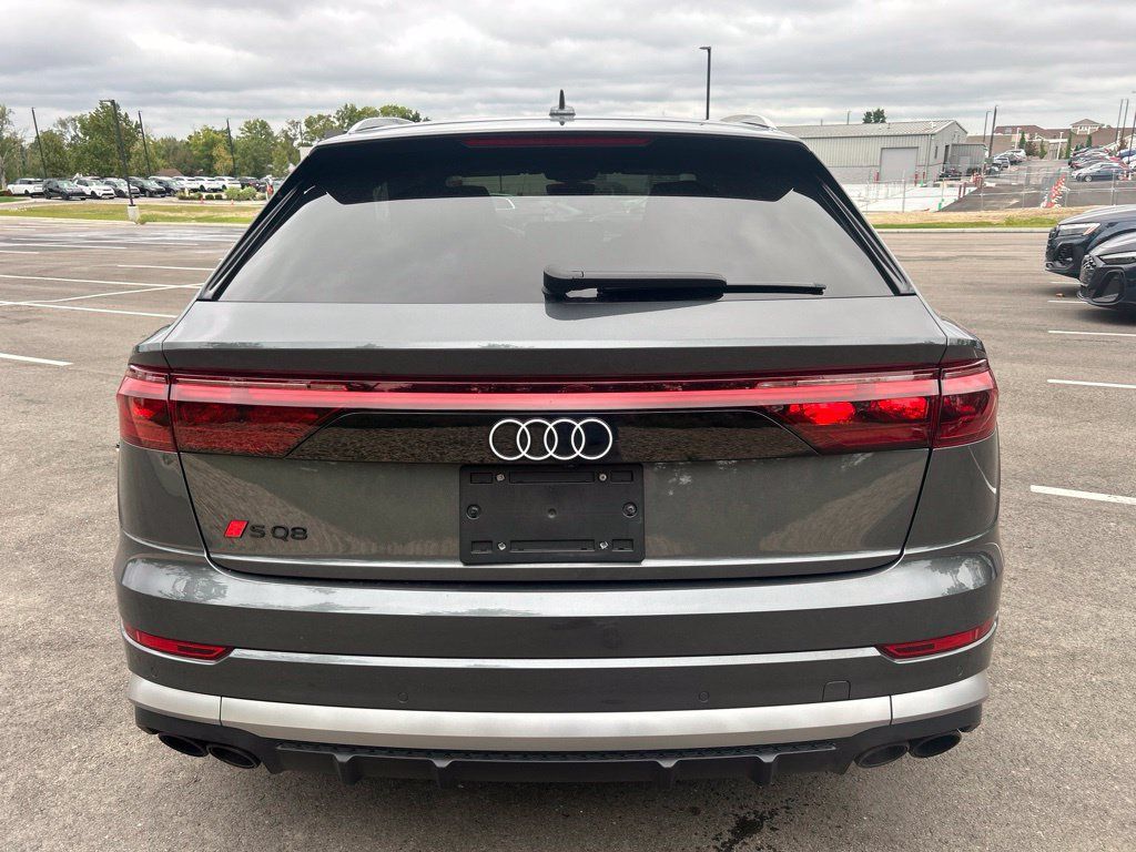 Certified 2024 Audi SQ8 Prestige AWD/4WD image 14
