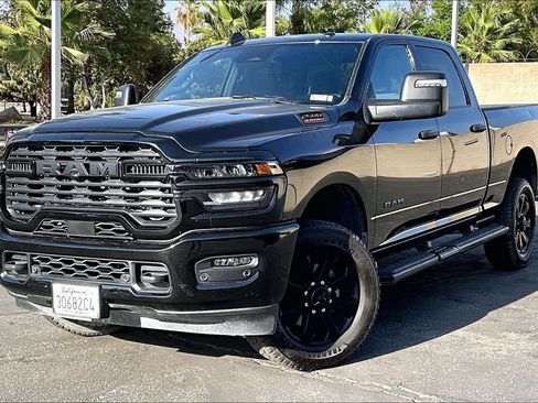 Used 2025 RAM 2500 Big Horn AWD/4WD image 2