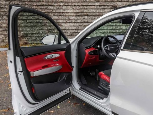 Used 2023 Genesis GV70 3.5T Sport w/ Cargo Package image 23