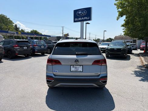 Used 2023 Volkswagen Taos SEL AWD/4WD image 12