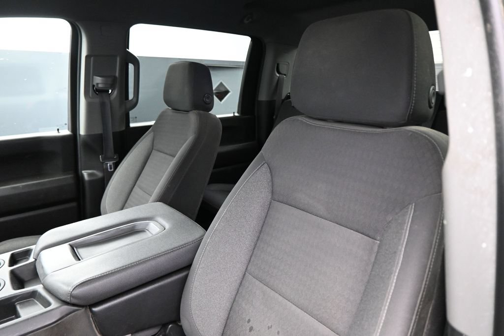Used 2024 Chevrolet Silverado 2500 Custom w/ Custom Value Package AWD/4WD image 13