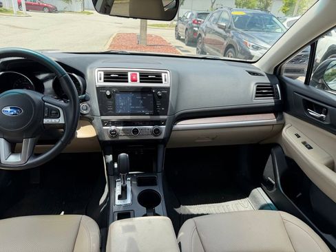 Used 2017 Subaru Outback 2.5i Limited AWD/4WD image 24