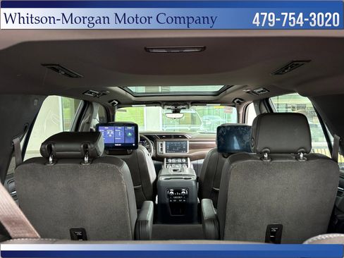 Used 2021 GMC Yukon Denali w/ Denali Premium Package AWD/4WD image 39