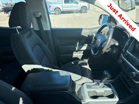 Used 2016 Chevrolet Colorado LT w/ LT Convenience Package RWD image 12