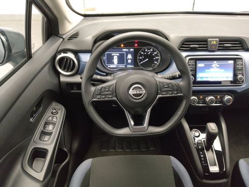 Used 2025 Nissan Versa SV FWD image 22