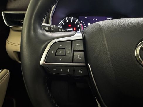 Used 2020 Toyota Highlander Platinum image 28