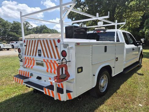Used 2017 Ford F350 XL RWD image 6