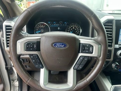 Used 2018 Ford F150 King Ranch w/ Equipment Group 601A Luxury AWD/4WD image 23