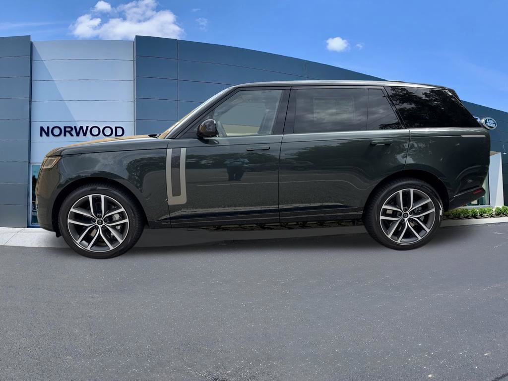 New 2027 Land Rover Range Rover Long Wheelbase SE AWD/4WD image 8