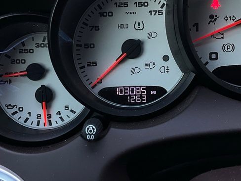 Used 2016 Porsche Cayenne GTS image 41