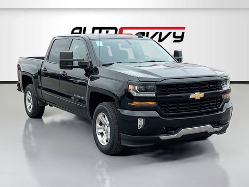 Used 2018 Chevrolet Silverado 1500 LT w/ All Star Edition AWD/4WD image 1