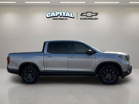 Used 2022 Honda Ridgeline Sport image 6
