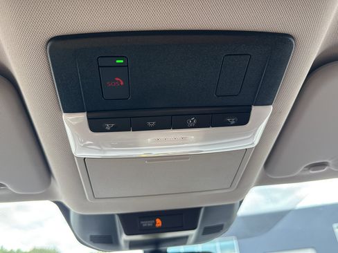 New 2026 Nissan Rogue SV AWD/4WD image 23