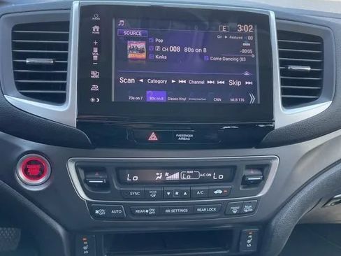 Used 2017 Honda Pilot EX-L image 29
