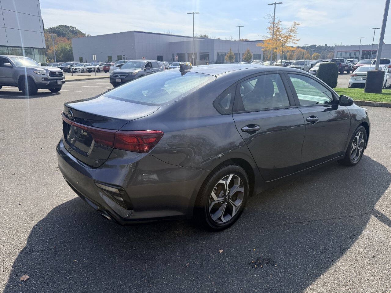 Used 2019 Kia Forte LXS FWD image 10