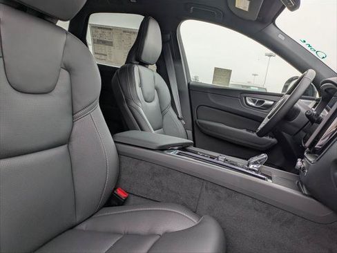 New 2026 Volvo XC60 T8 Ultra w/ Climate Package PRO AWD/4WD image 14