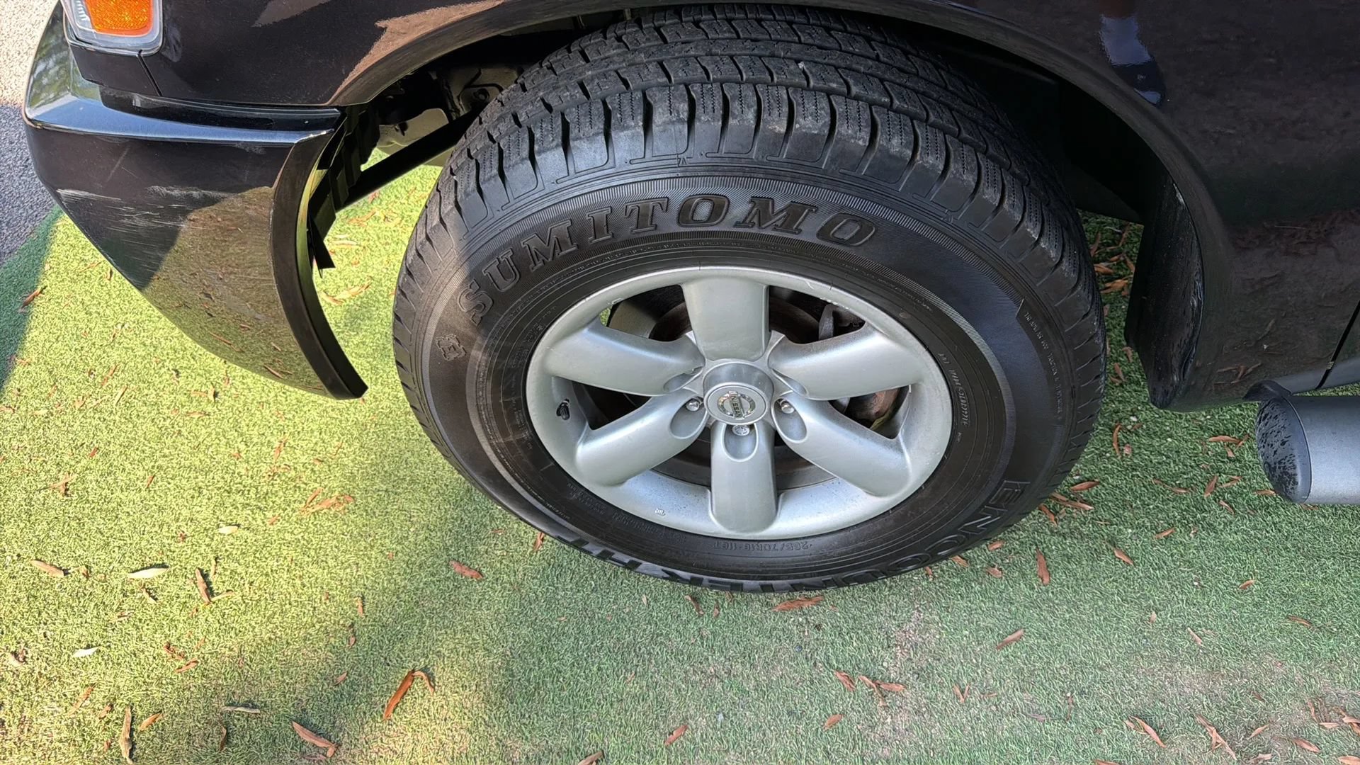 Used 2009 Nissan Titan SE RWD image 25
