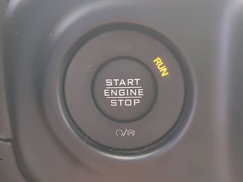 Used 2023 Jeep Wrangler Sport S image 25