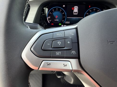 New 2026 Volkswagen Atlas Cross Sport SE FWD image 25