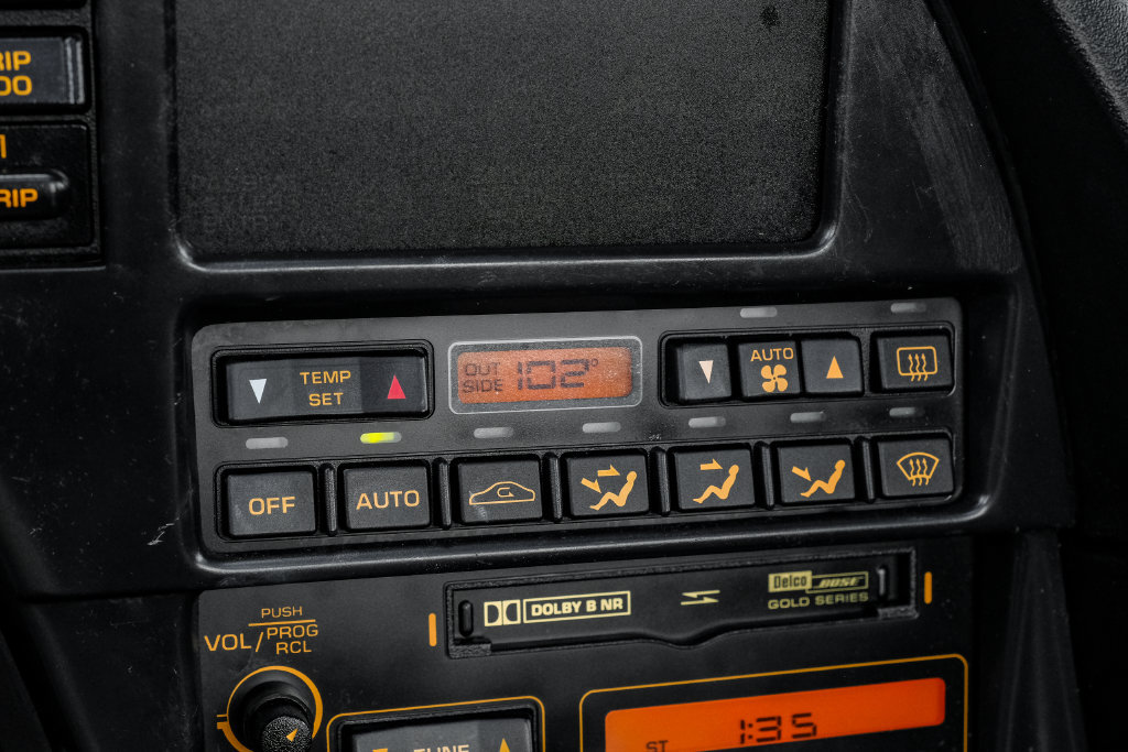 Used 1993 Chevrolet Corvette Coupe RWD image 22