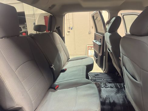 Used 2013 RAM 1500 ST w/ SXT Appearance Group AWD/4WD image 23