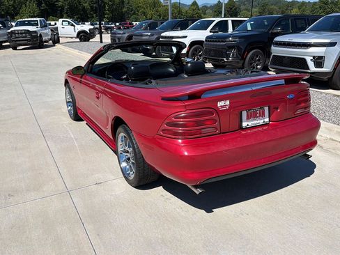Used 1995 Ford Mustang GT RWD image 15