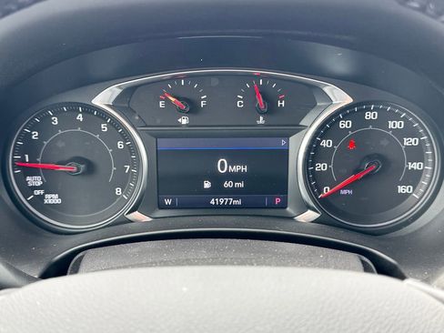 Used 2022 GMC Terrain SLT w/ Tech Package FWD image 22
