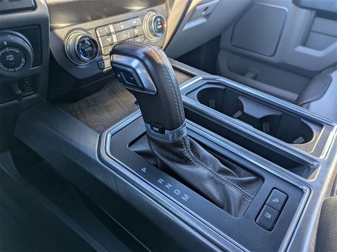 Used 2019 Ford F150 Limited image 12