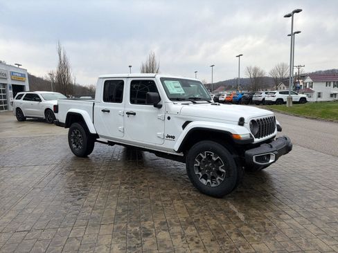 New 2026 Jeep Gladiator Sport image 2