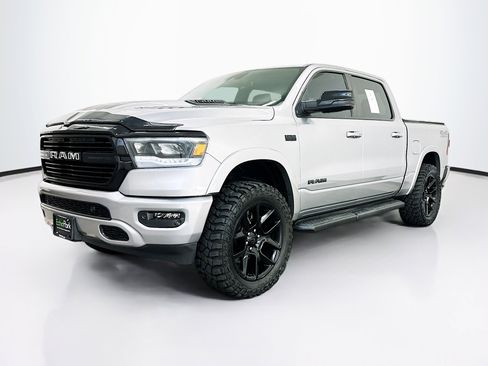 Used 2022 RAM 1500 Laramie AWD/4WD image 3