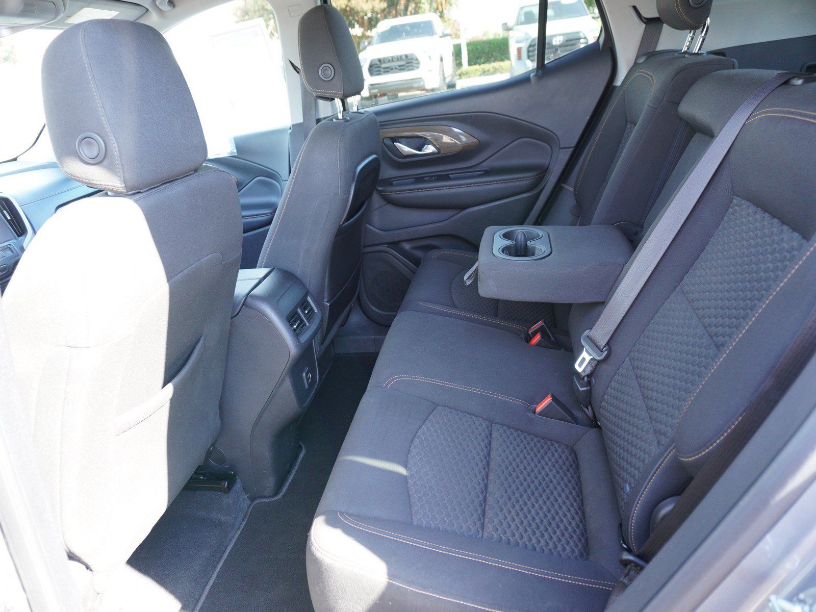Used 2019 GMC Terrain SLE w/ Driver Convenience Package FWD image 13