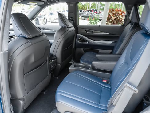 Certified 2026 INFINITI QX60 Sport w/ Dark Cargo Package AWD/4WD image 30