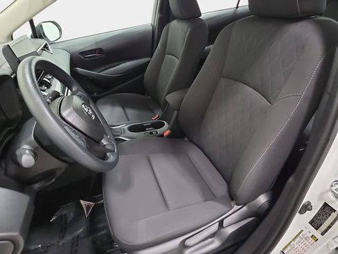 Certified 2025 Toyota Corolla LE image 11