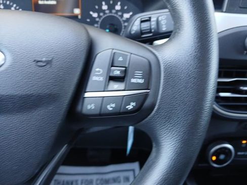 Used 2022 Ford Escape S image 19